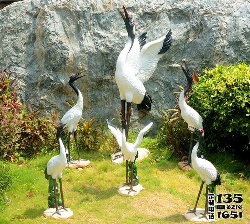 戶(hù)外玻璃鋼彩繪仿真丹頂鶴雕塑 戶(hù)外玻璃鋼彩繪仿真丹頂鶴雕塑