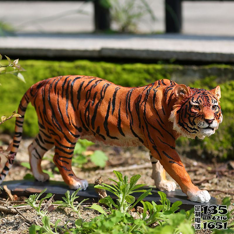 公園景區玻璃鋼仿真動物景觀老虎雕塑園林大型擺件 公園景區玻璃鋼仿真動物景觀老虎雕塑園林大型擺件